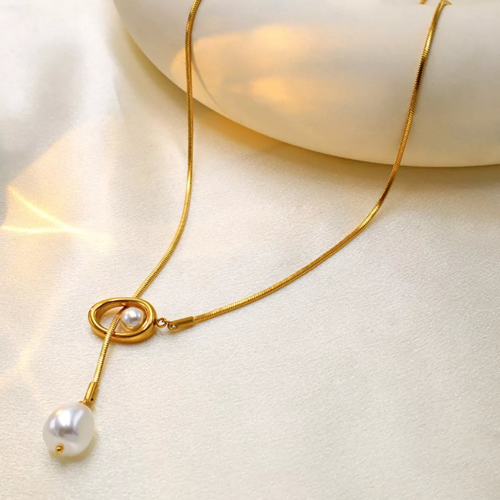 Pearl Pendant Necklace