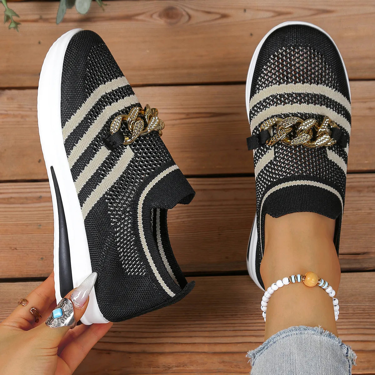 Breathable Mesh Round Toe Slip-Ons