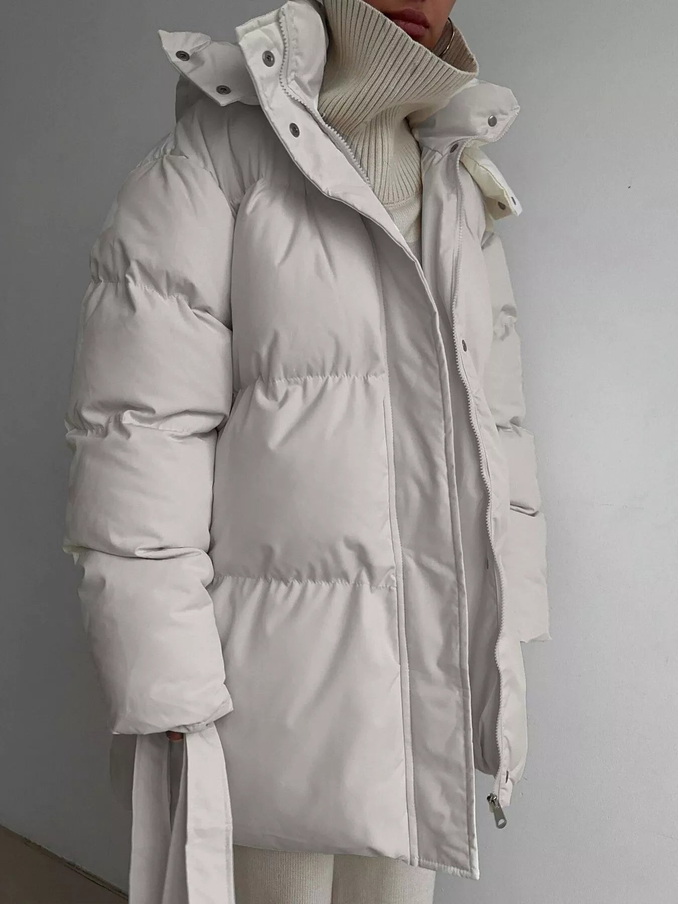 Mid-Length Thickened Hooded Winter Coat with Belted