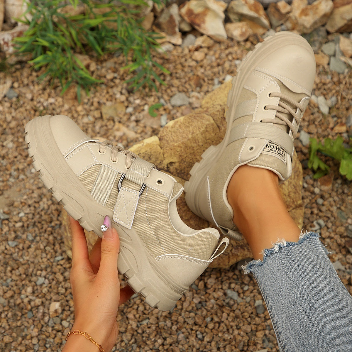 Lace Up Platform Casual Sneakers