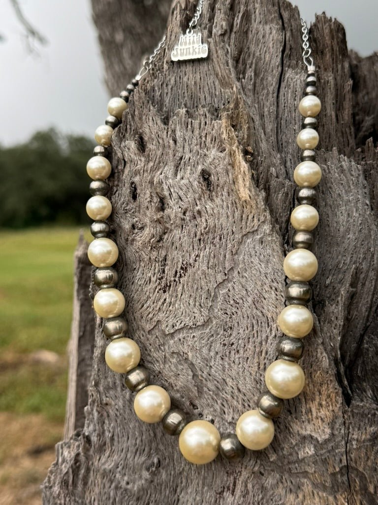 Graduated White Pearl and Sterling Silver Beaded Necklace