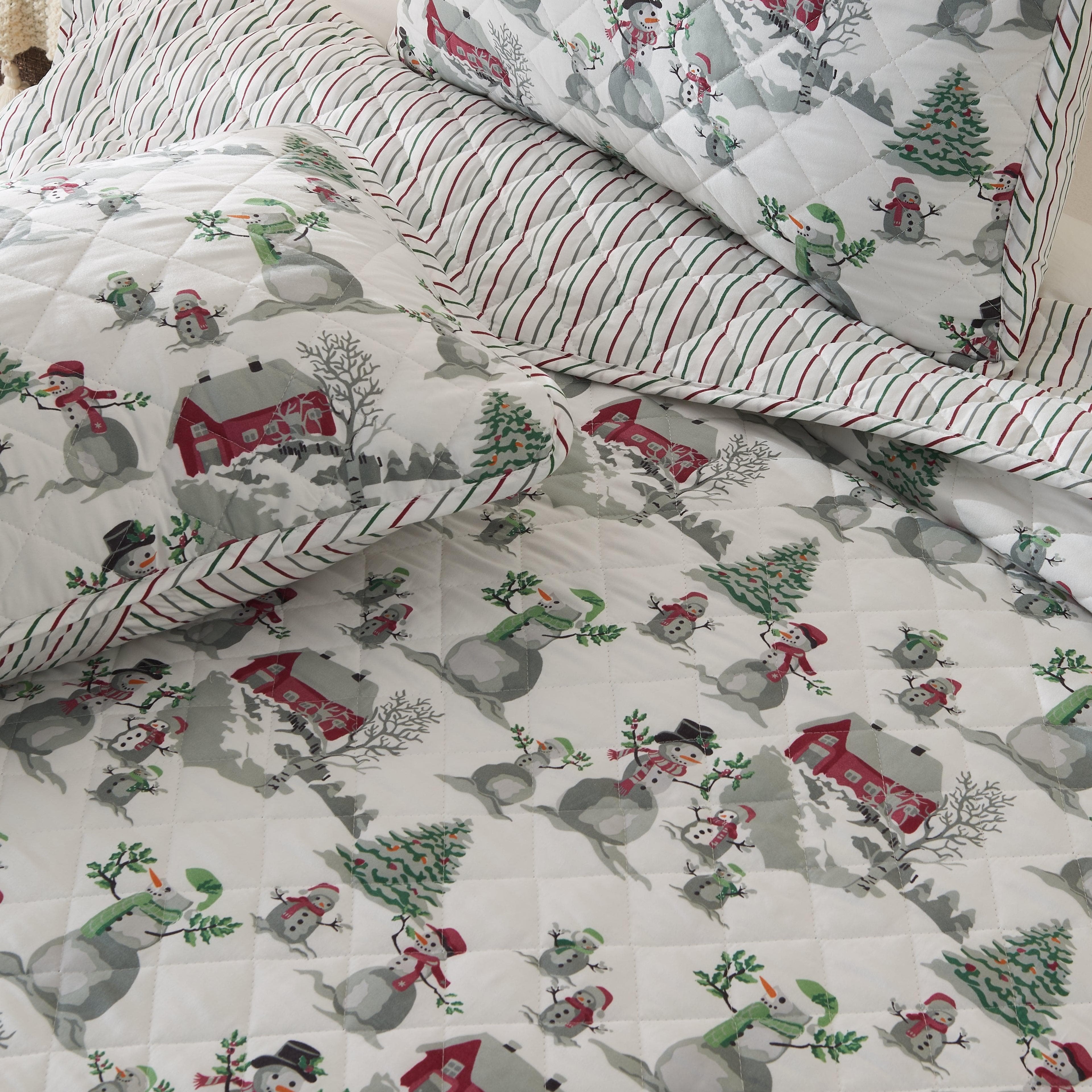 Holiday Printed Quilt - Alfie Collection