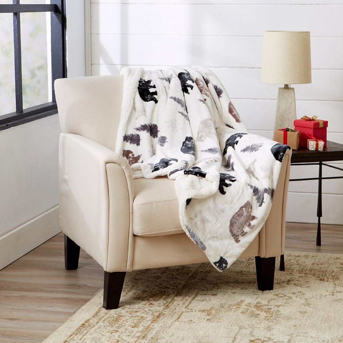 Sherpa Throw Blanket - Hudson Collection