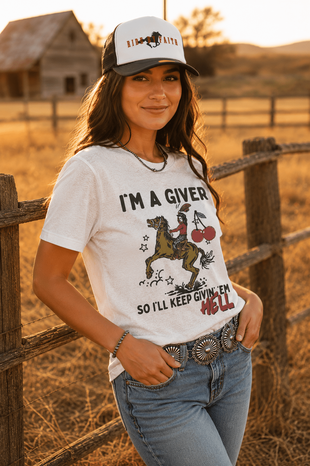 I'm a Giver Keep Givin' 'Em Hell Graphic Tee