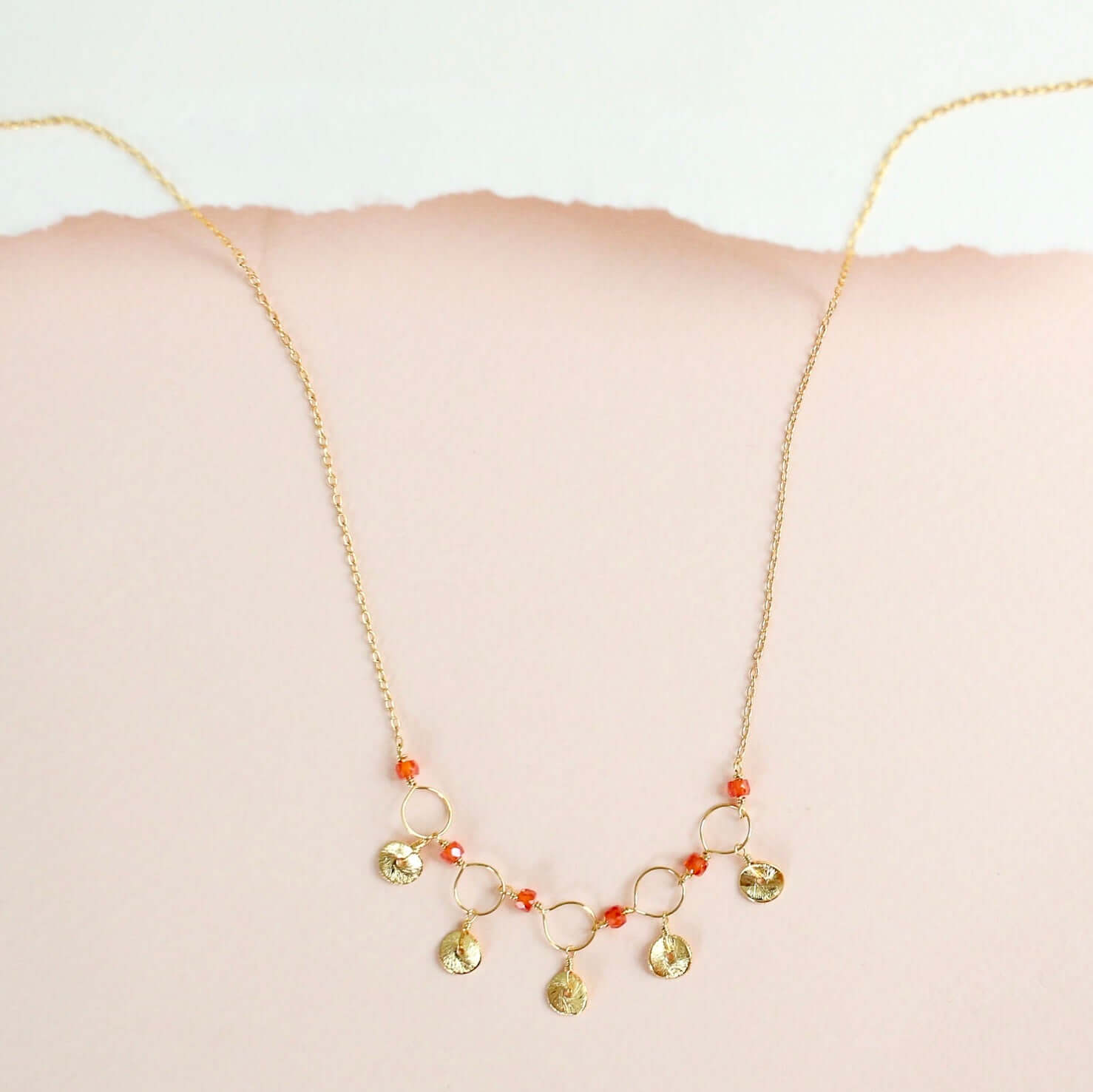 Black Spinel Mini Chain Loop Necklace