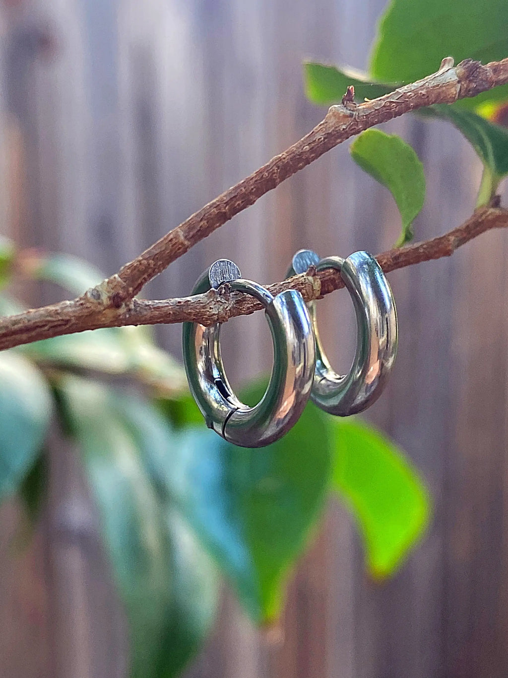 HUGGIE HOOP EARRINGS