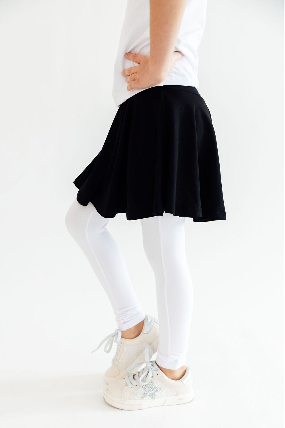 Black & White Twirl Skegging