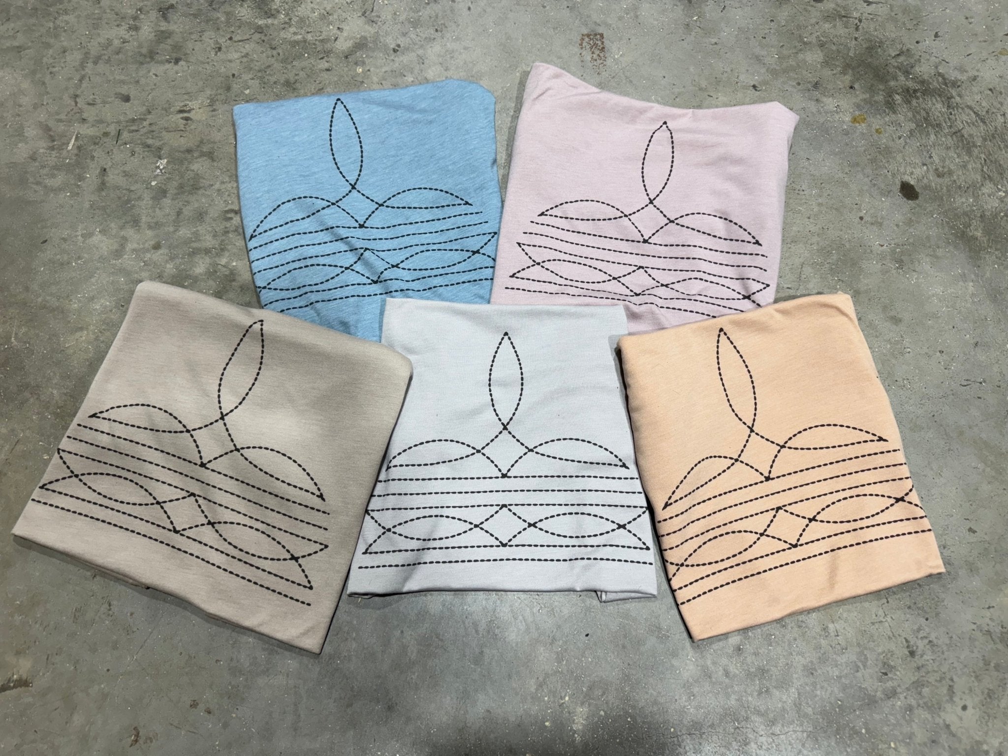 The Original, Viral Boot Stitch Western Graphic Tee - Pink