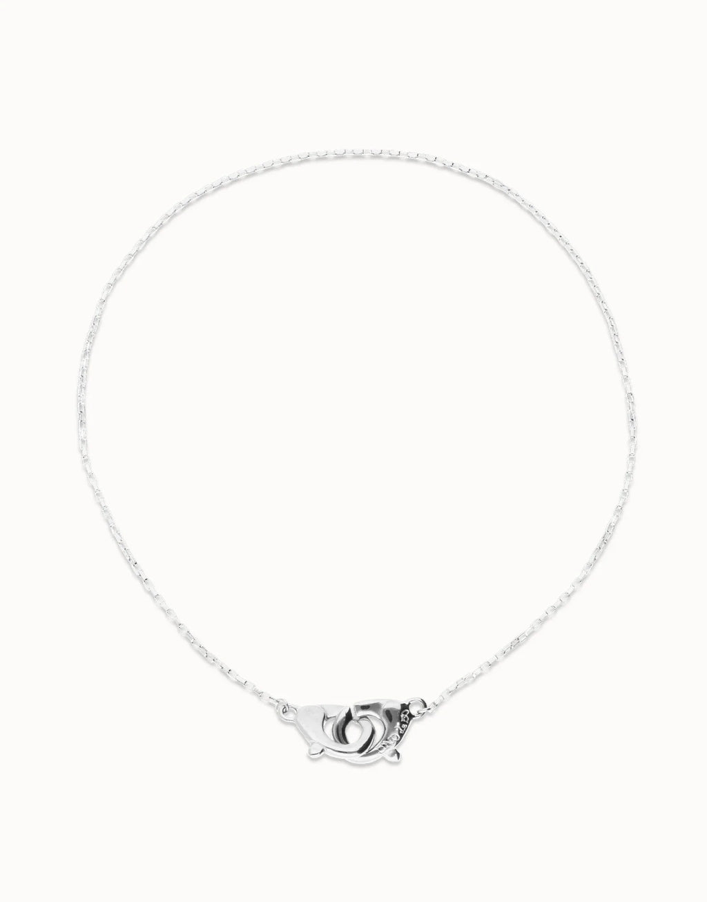 Uno De 50 Necklace with intertwined carabiner detail Silver